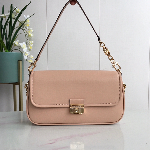 マイケルコースバッグ正面デザイン